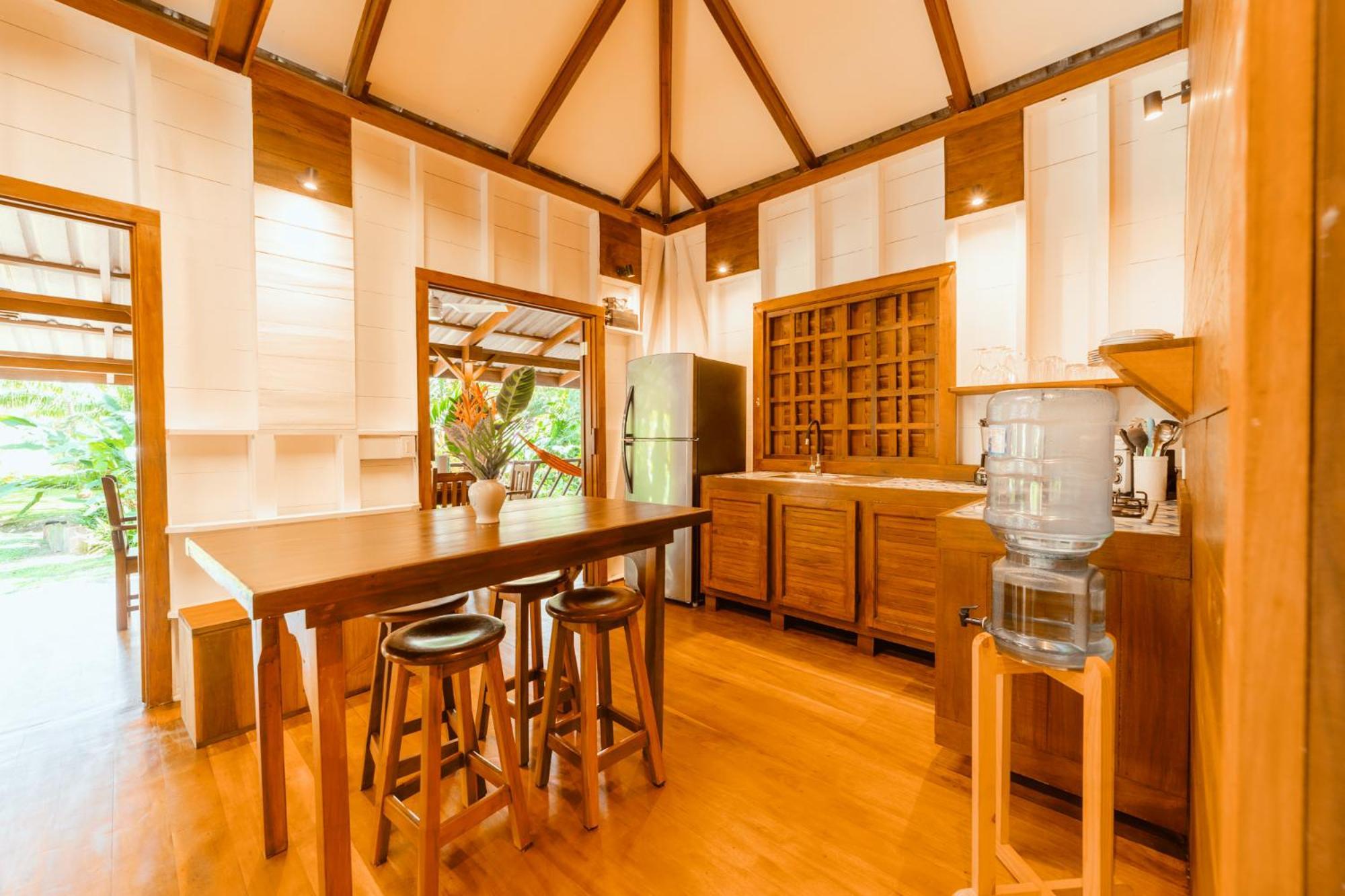 Casa Viva Lodge Puerto Viejo de Talamanca Экстерьер фото