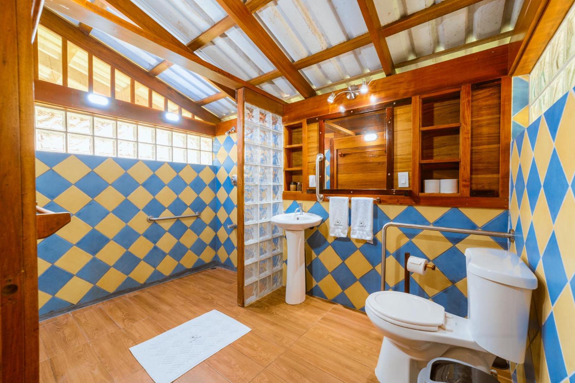 Casa Viva Lodge Puerto Viejo de Talamanca Экстерьер фото
