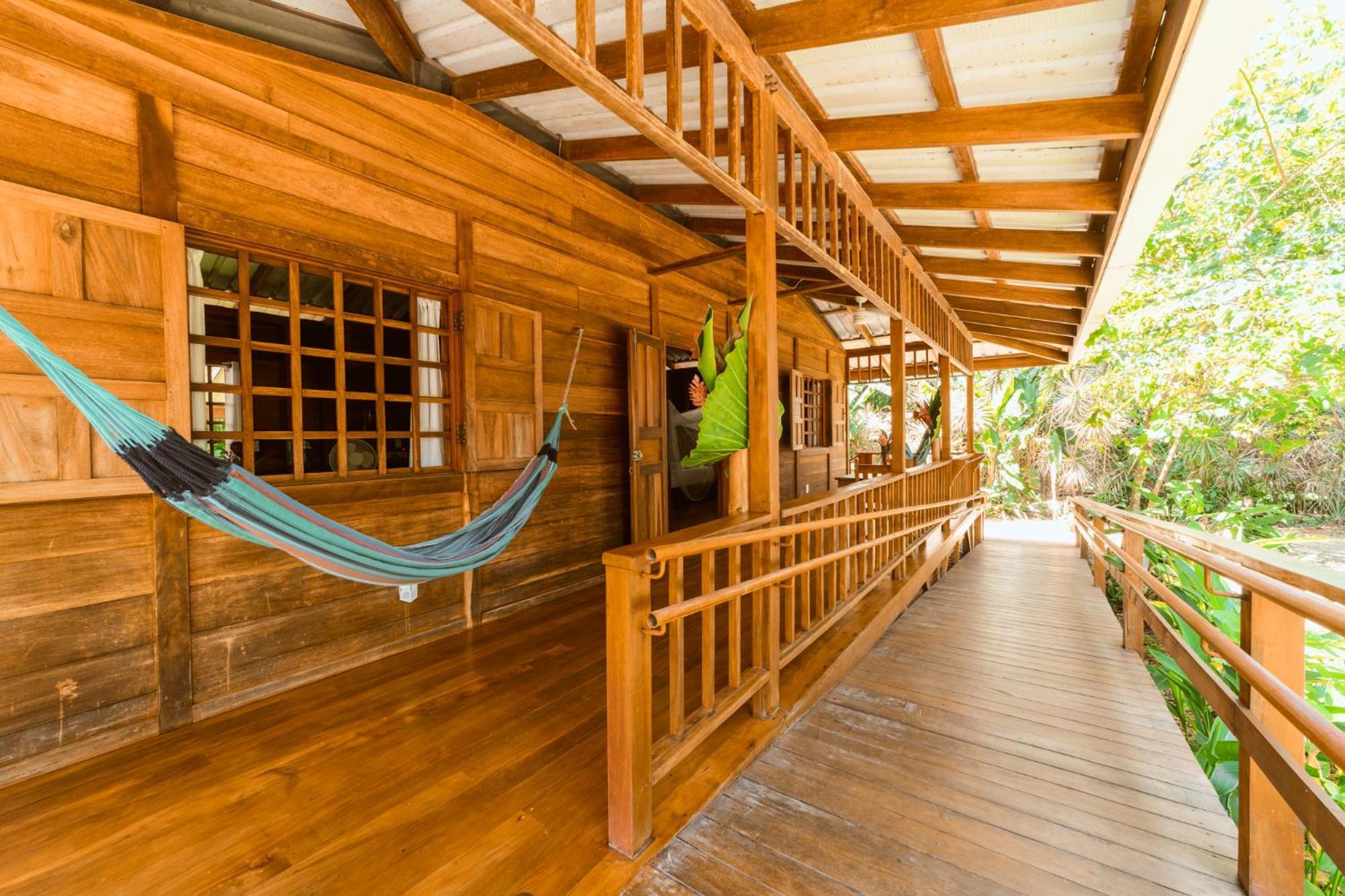 Casa Viva Lodge Puerto Viejo de Talamanca Экстерьер фото