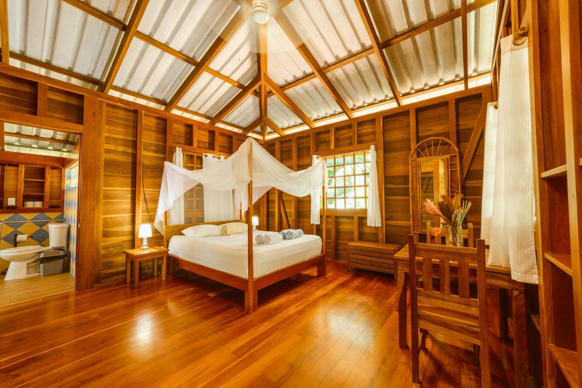 Casa Viva Lodge Puerto Viejo de Talamanca Экстерьер фото
