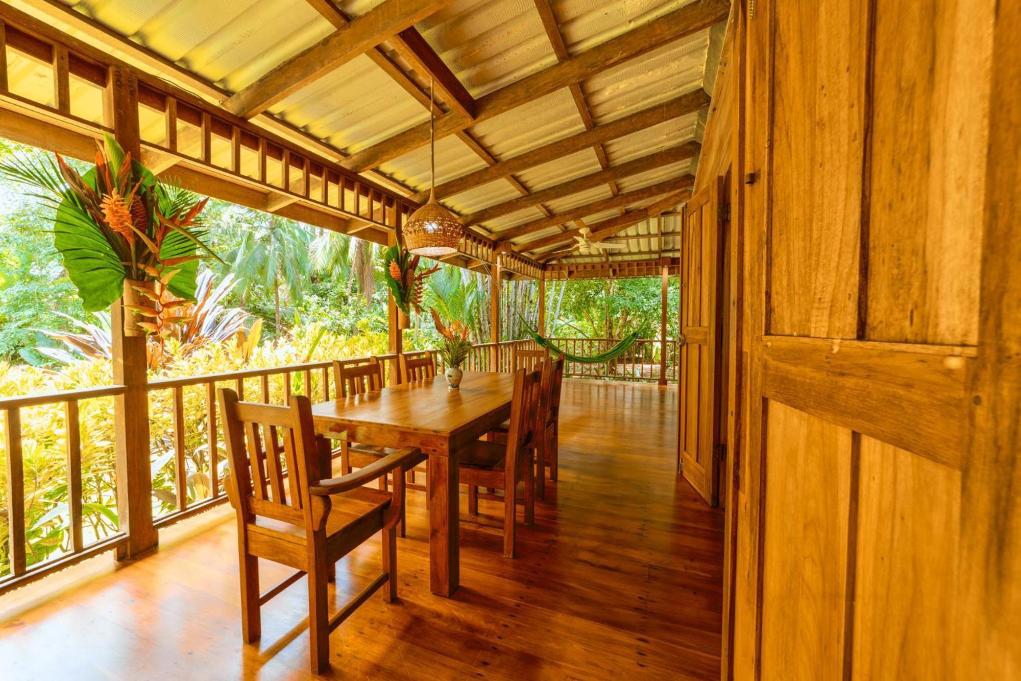 Casa Viva Lodge Puerto Viejo de Talamanca Экстерьер фото